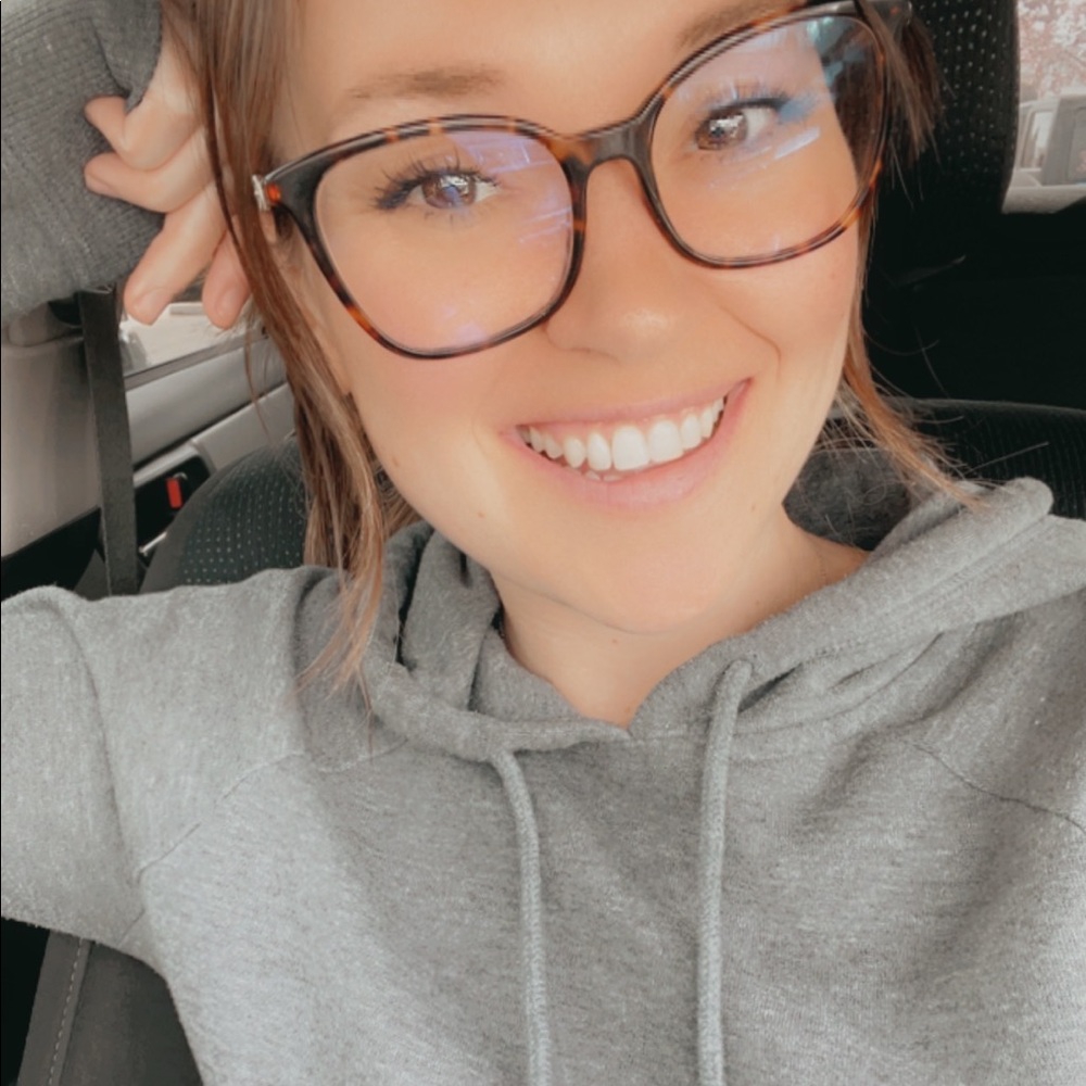 Meet your Posher, Seanna